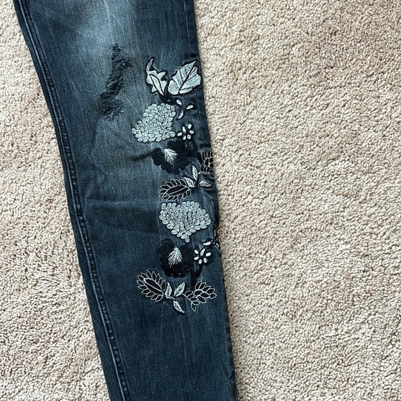 Zara Trafaluc Denim Black Skinny Embroidered Jeans - Picture 3 of 7